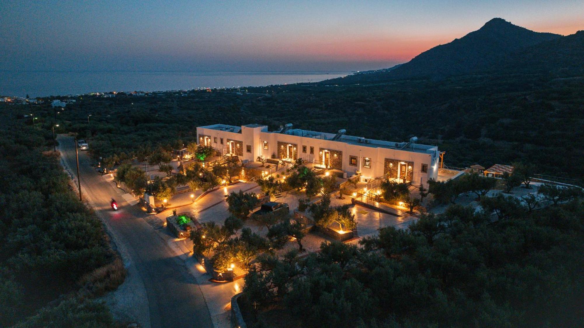 Mediterranean View Villa Makrýgialos Exterior foto